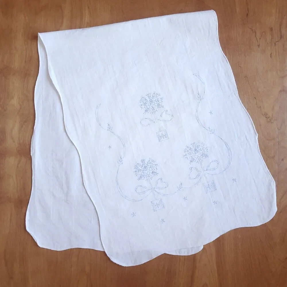 White Table Runner Stamped For Embroidery 38 x 14 Flower Bow Cottagecore Grandma